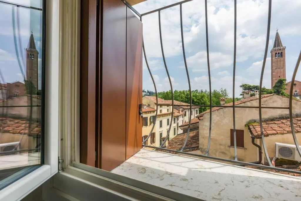 Апартаменты Luxury Design Apt With Amazing View Верона 0*,